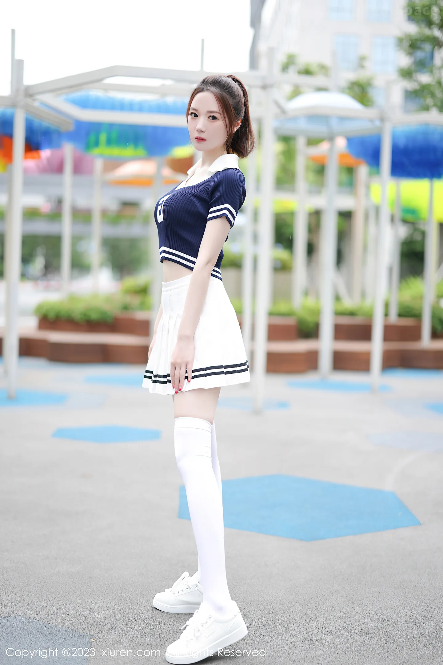 图片[2]-[XiuRen秀人网]VOL.7416 模特梦心玥性感运动服饰穿搭粉色蕾丝内衣配白丝袜迷人诱惑写真81P-秀人网官方网站